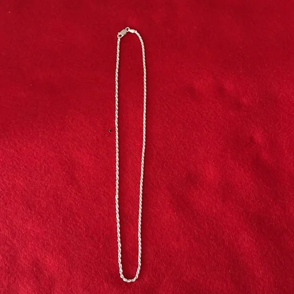 Mirabella Silver Chain - Picture 2 of 4